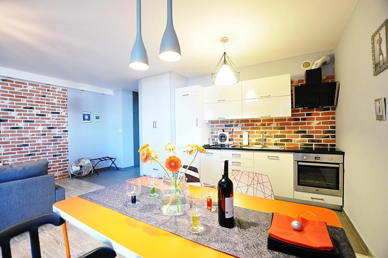 Designomania Apartments - Nadwislanska 11 كراكوفيا المظهر الخارجي الصورة