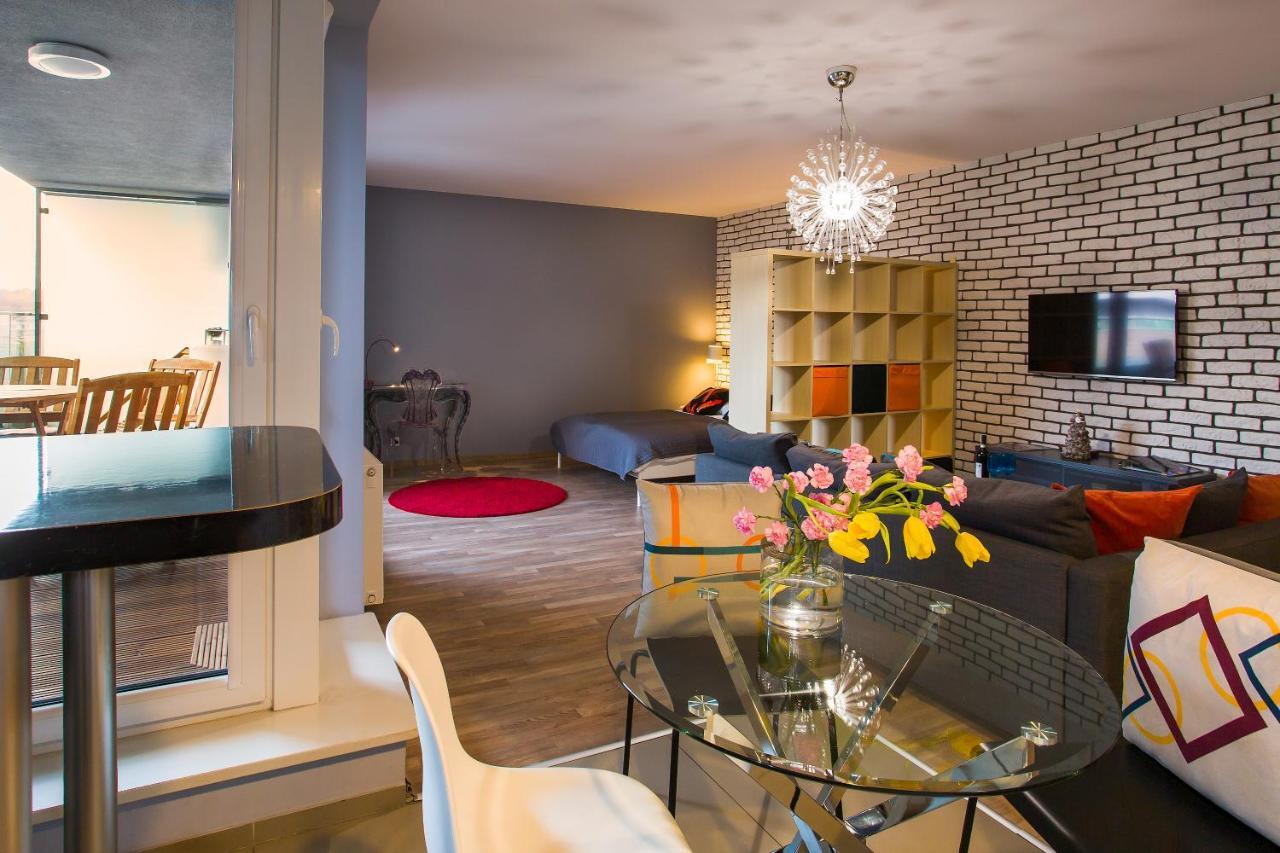 Designomania Apartments - Nadwislanska 11 كراكوفيا المظهر الخارجي الصورة