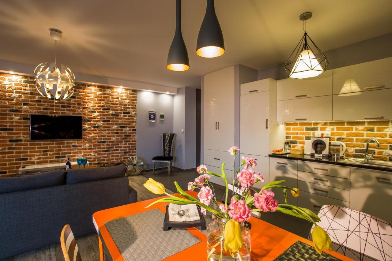 Designomania Apartments - Nadwislanska 11 كراكوفيا المظهر الخارجي الصورة